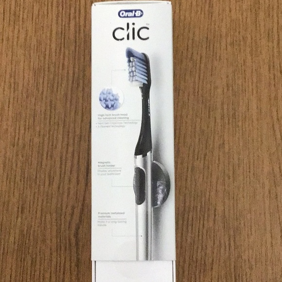 Brand New Oral B Clic Manual Toothbrush with Magnetic Brush Holder - Picture 3 of 3